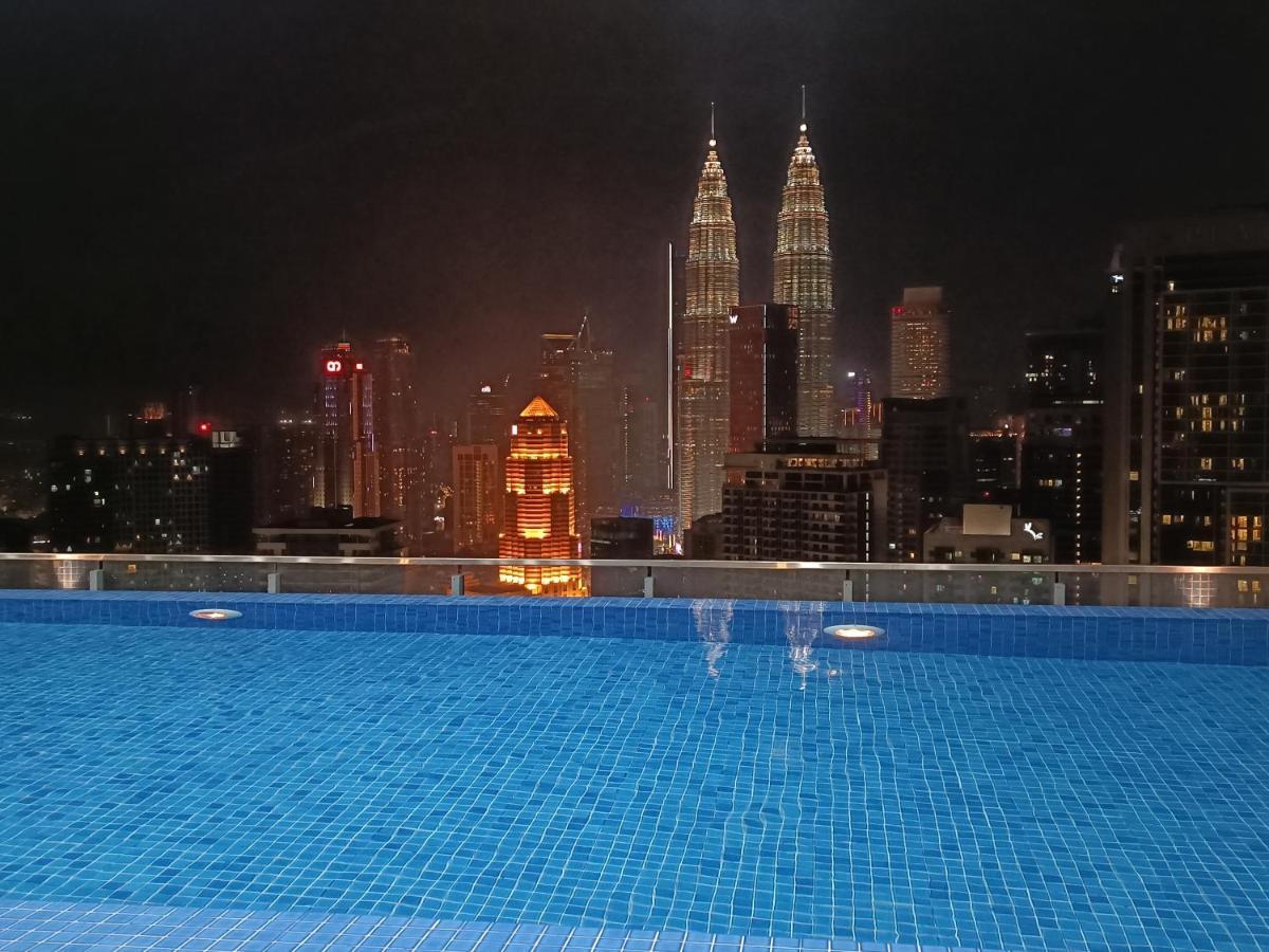 Cl 27A Insta Klcc View & Infinity Pool View Lägenhet Kuala Lumpur Exteriör bild