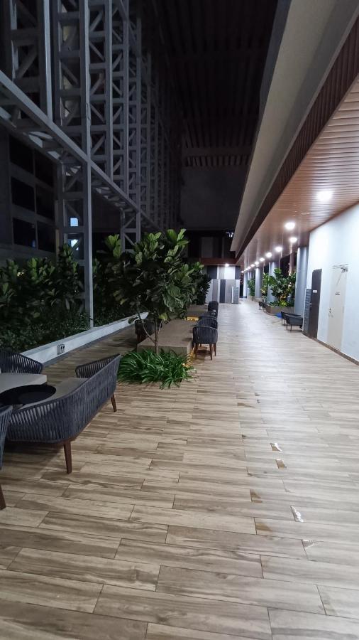 Cl 27A Insta Klcc View & Infinity Pool View Lägenhet Kuala Lumpur Exteriör bild